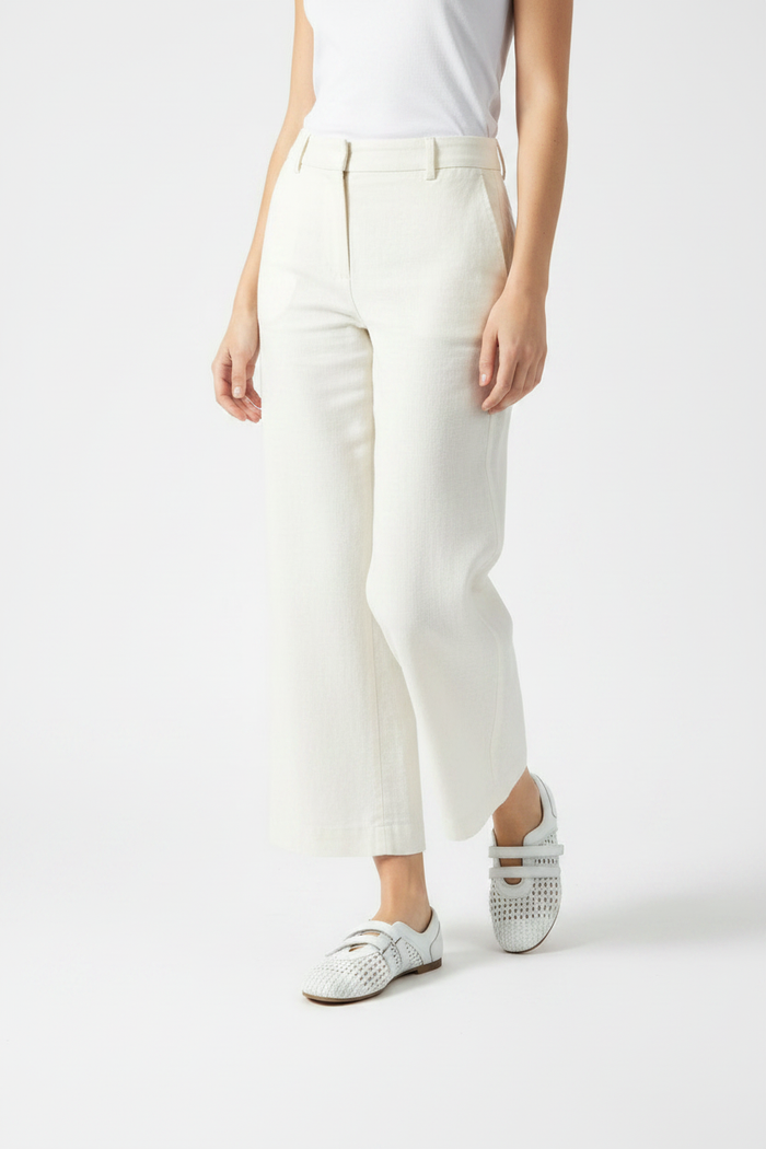 Bela White - Studio Full Body