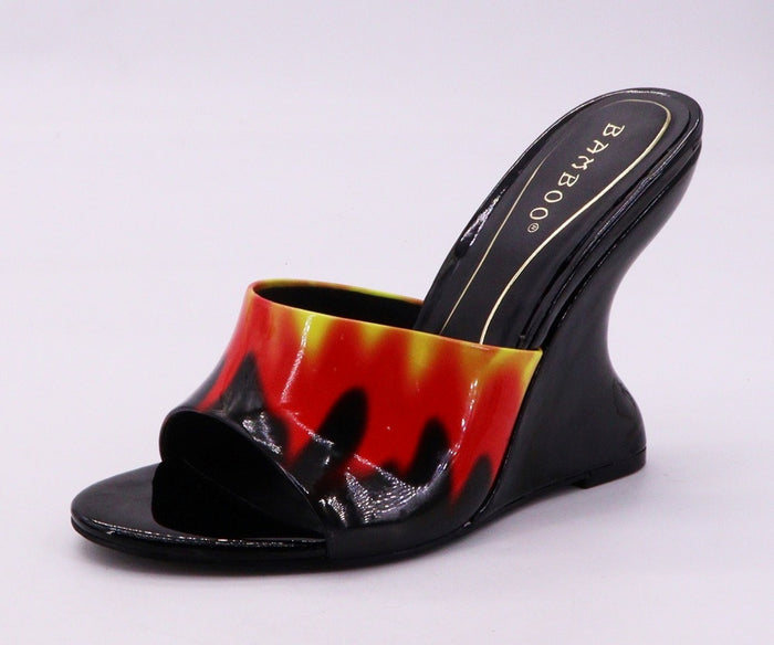 Flame Print Wedge Mule Heels – Bold Patent Leather Slip-On Sandals
