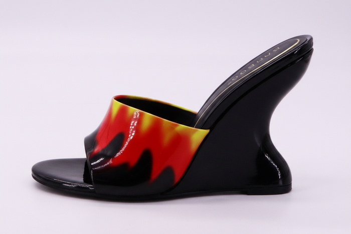 Flame Print Wedge Mule Heels – Bold Patent Leather Slip-On Sandals