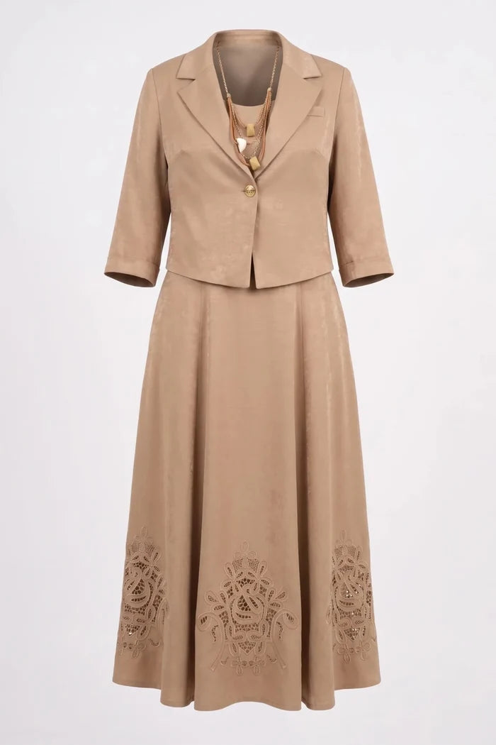 Рокля и сако "Elivana" - бежово Roberto&Co Roberto Fashion Store Dress ELV1007DRSBEIBLZ-44 44