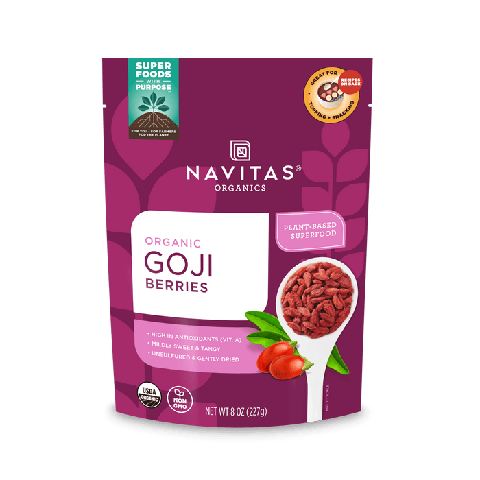 Navitas Organics Goji Berries 8 oz. front of package.