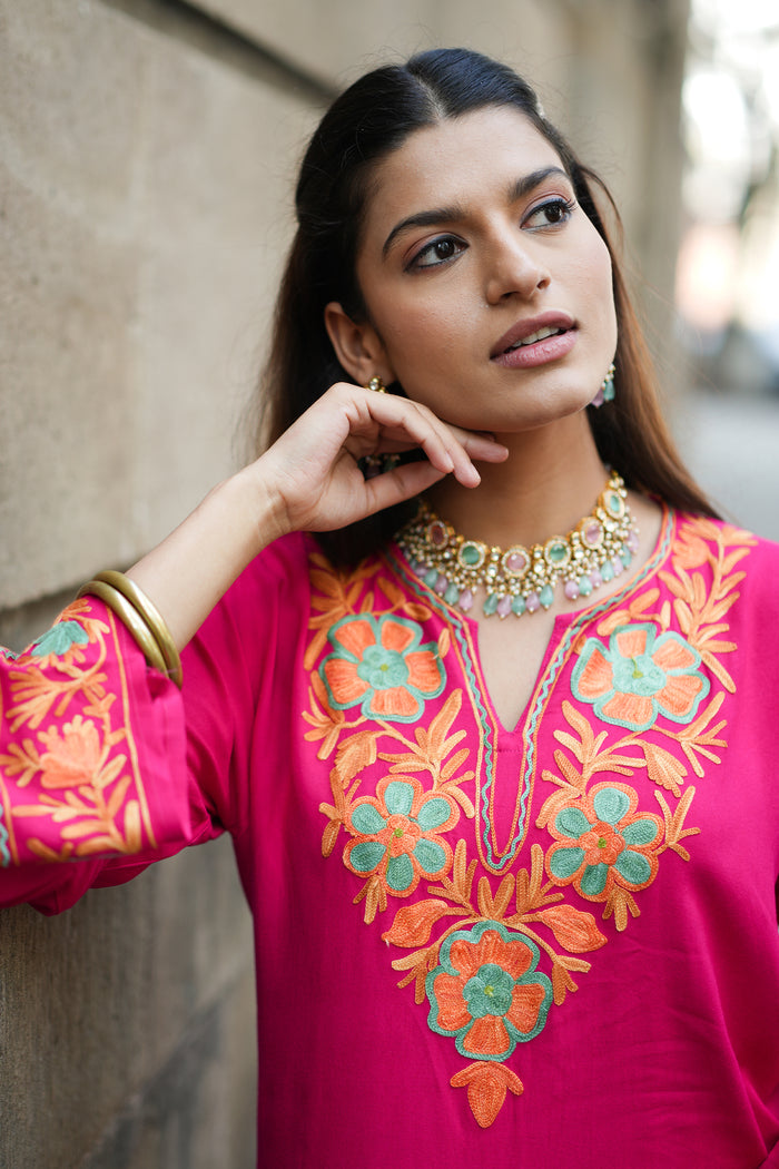 Kashmiri Aari Embroidered Long Kurta in Rayon - Pink