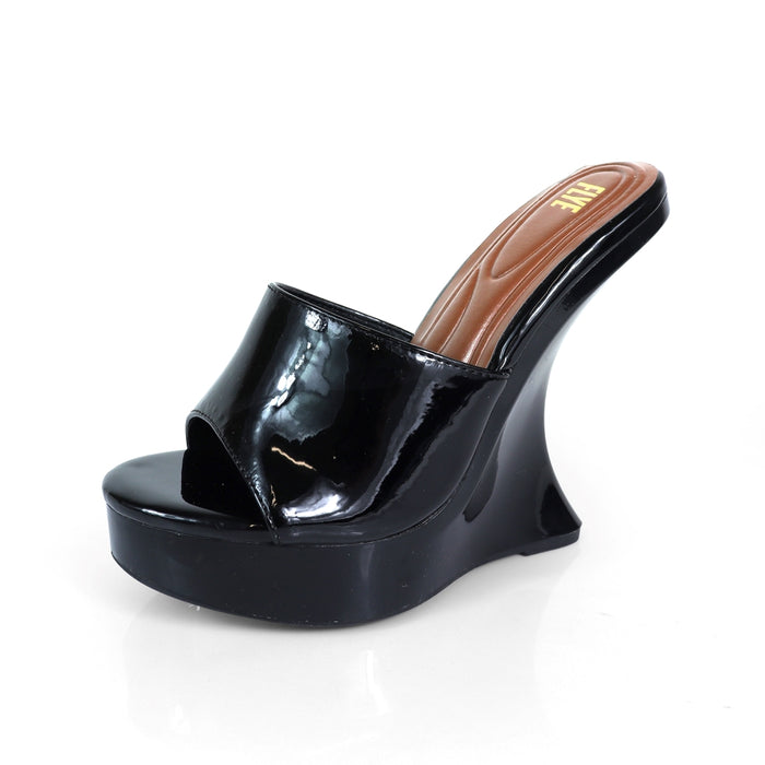 Liliana Basso Black Patent Platform Wedge Mule – Slip-On Open Toe Heel