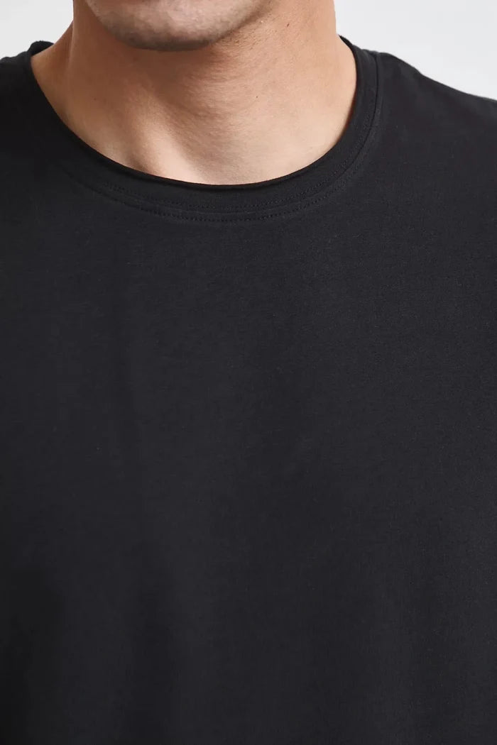 Черна мъжка базова тениска от памук с еластан Medicine Roberto Fashion Store T-shirt RW26-TSM013-99X-S S