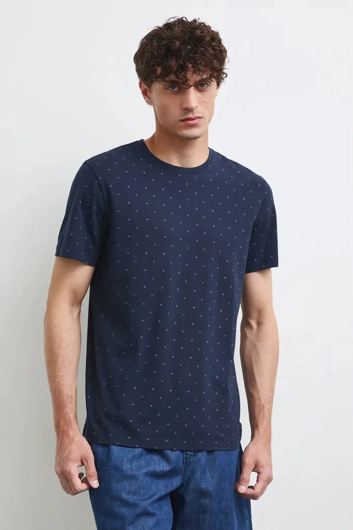 Тъмносиня мъжка тениска слим кройка с дребен принт Medicine Roberto Fashion Store T-shirt RW26-TSM011-59A-S S