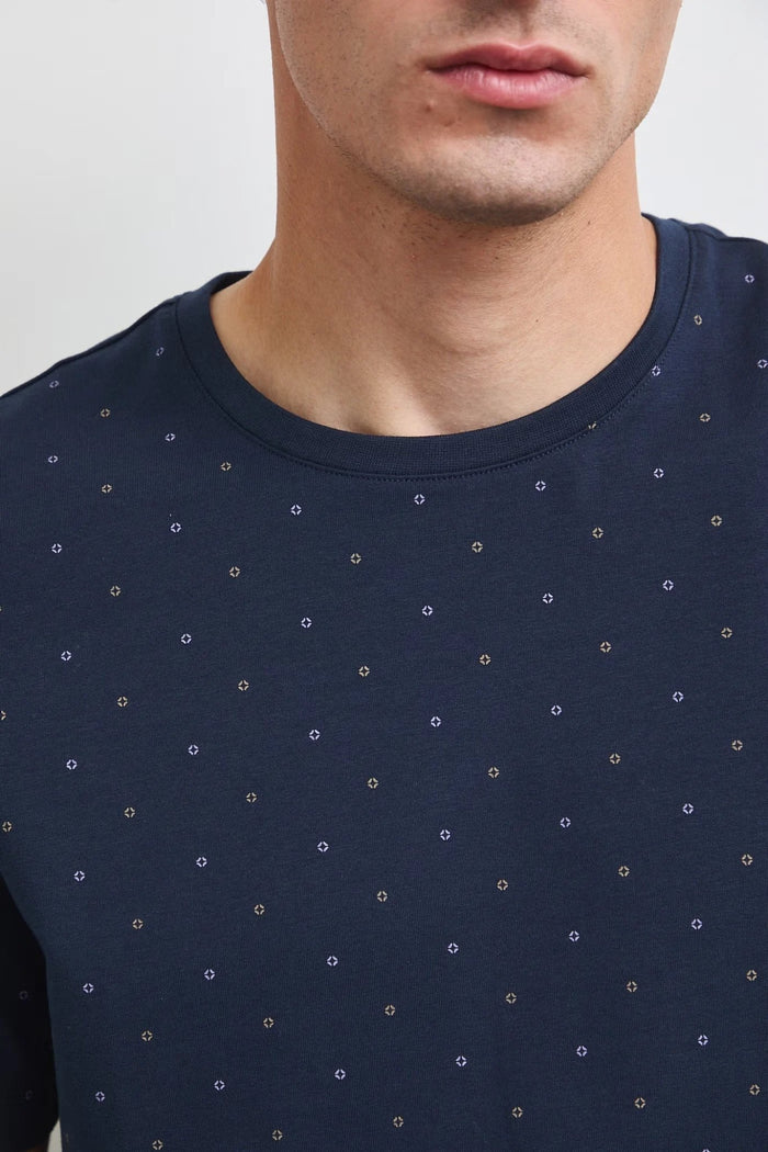 Тъмносиня мъжка тениска слим кройка с дребен принт Medicine Roberto Fashion Store T-shirt RW26-TSM011-59A-S S