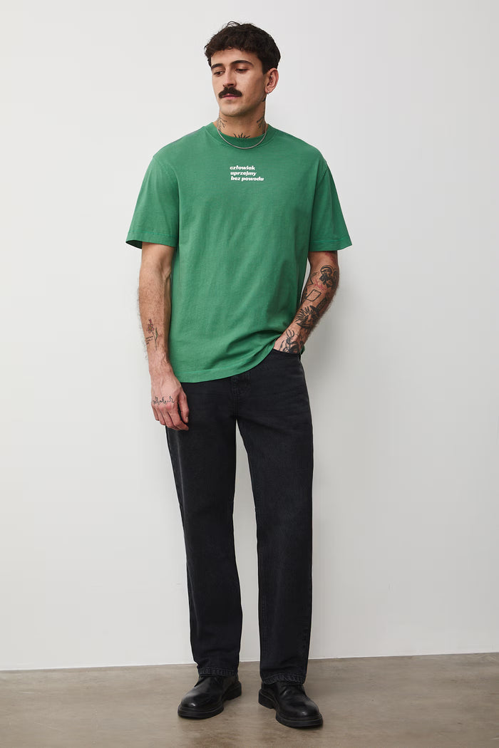 Men's T-shirt with abstract art lettering in green