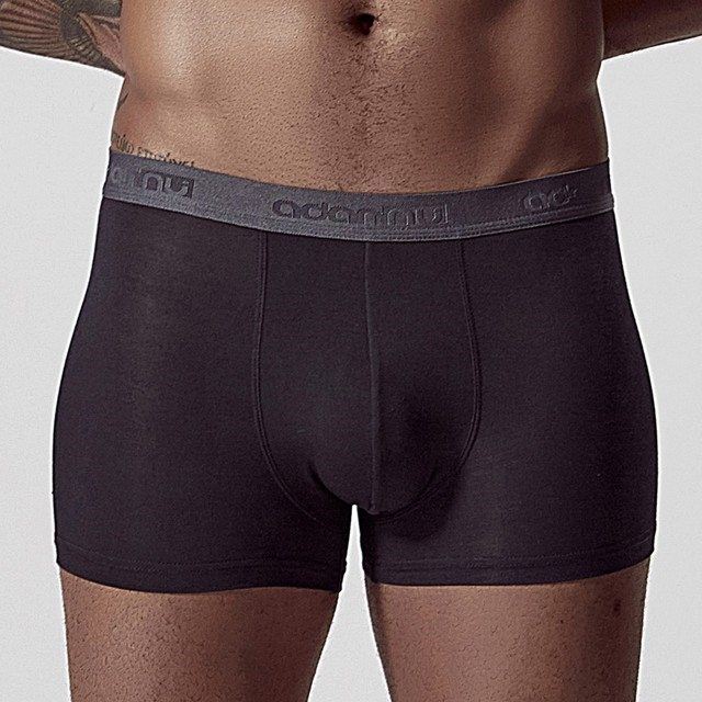 Black / M