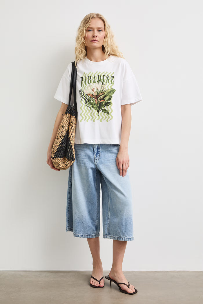 Women's white T-shirt with "Paradise" print