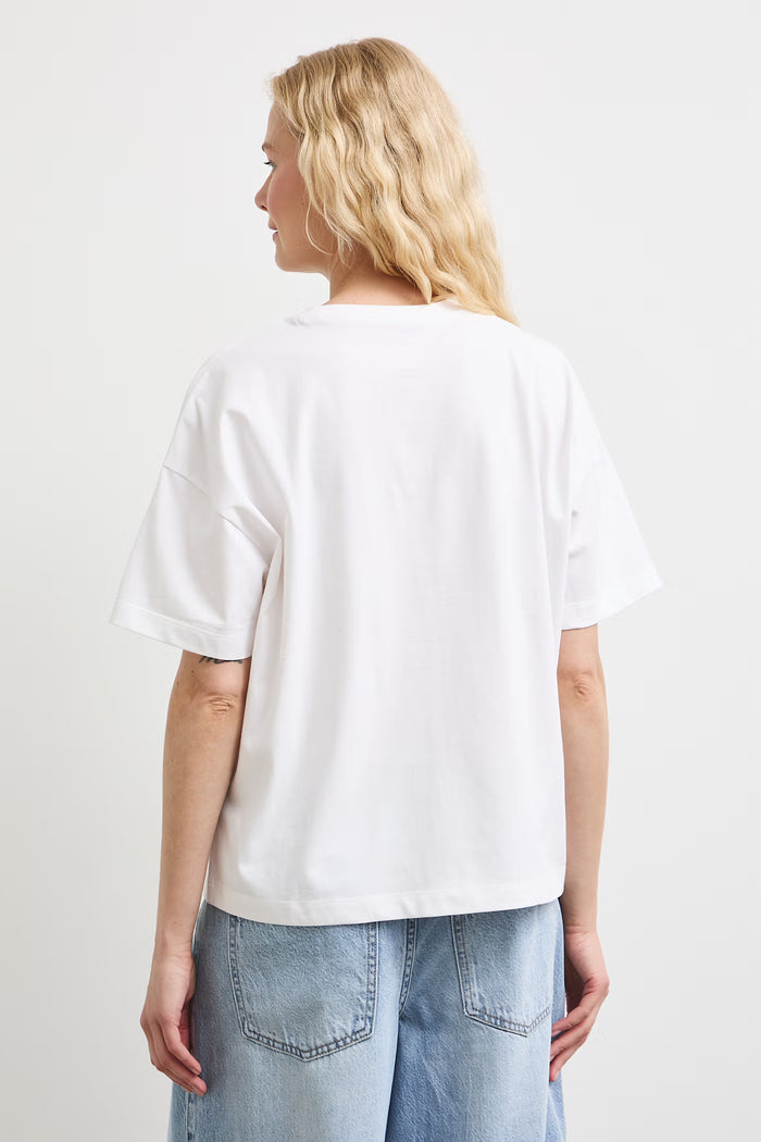 Women's white T-shirt with "Paradise" print